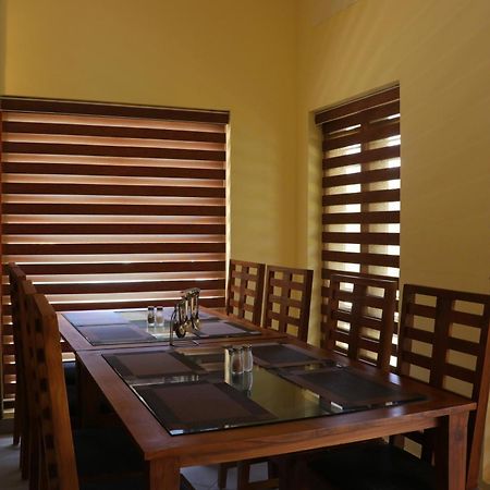 Water'S Edge Villas Alappuzha Bagian luar foto
