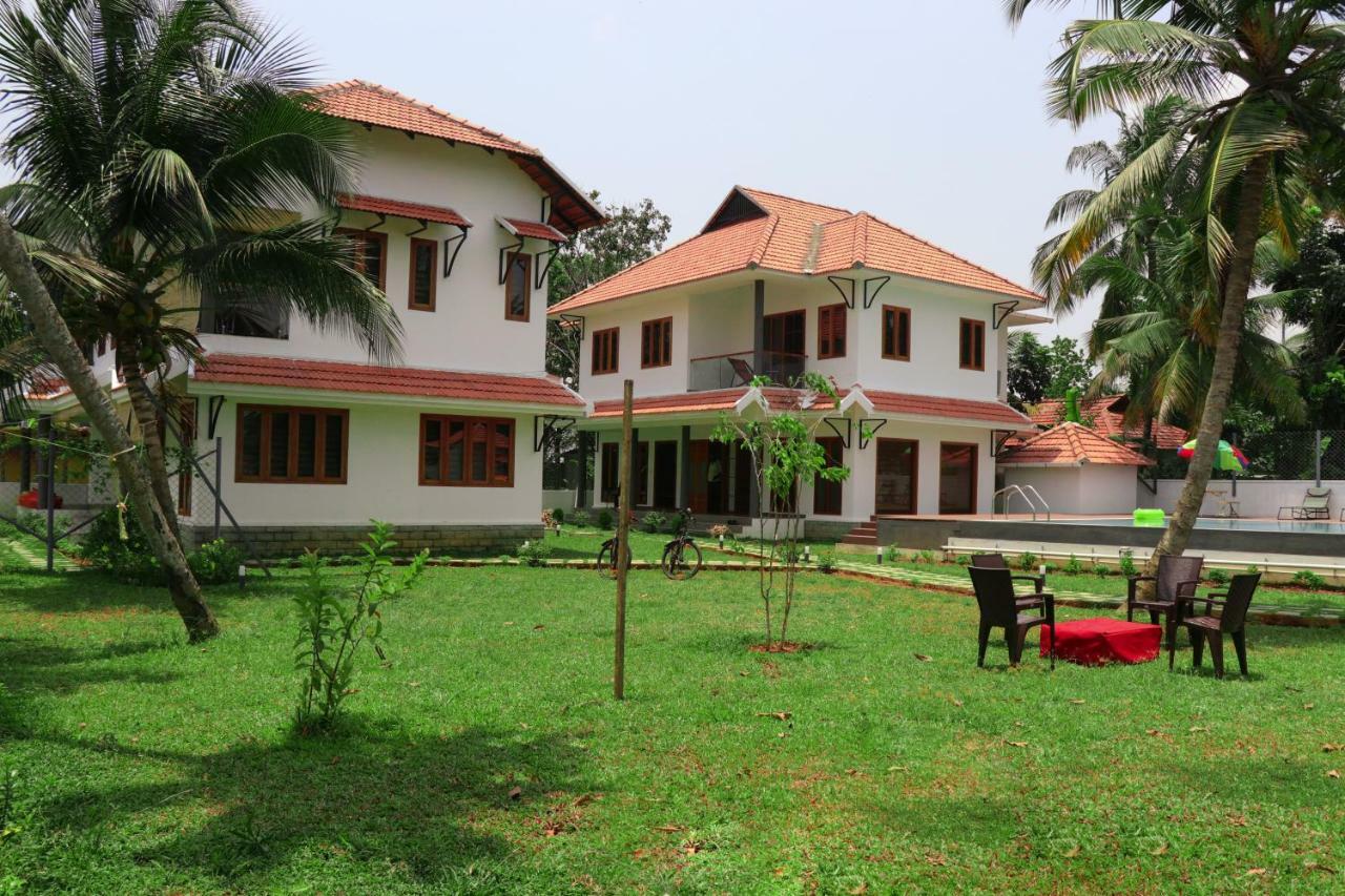 Water'S Edge Villas Alappuzha Bagian luar foto