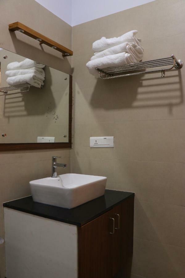 Water'S Edge Villas Alappuzha Bagian luar foto