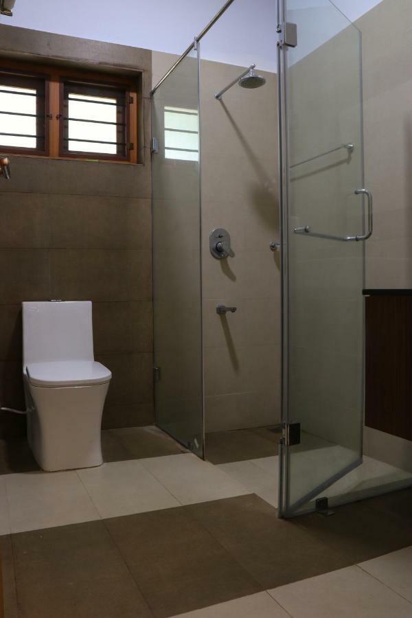 Water'S Edge Villas Alappuzha Bagian luar foto