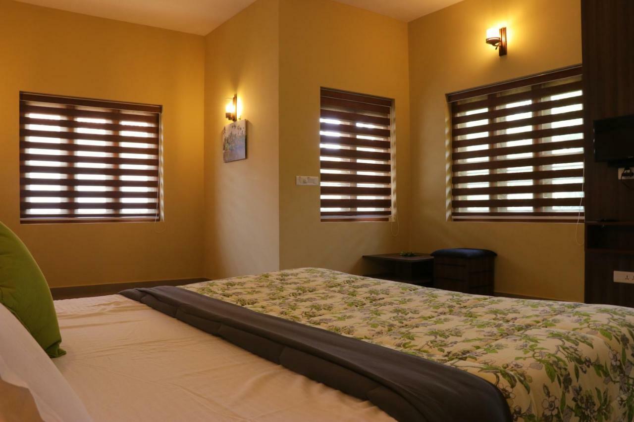 Water'S Edge Villas Alappuzha Bagian luar foto